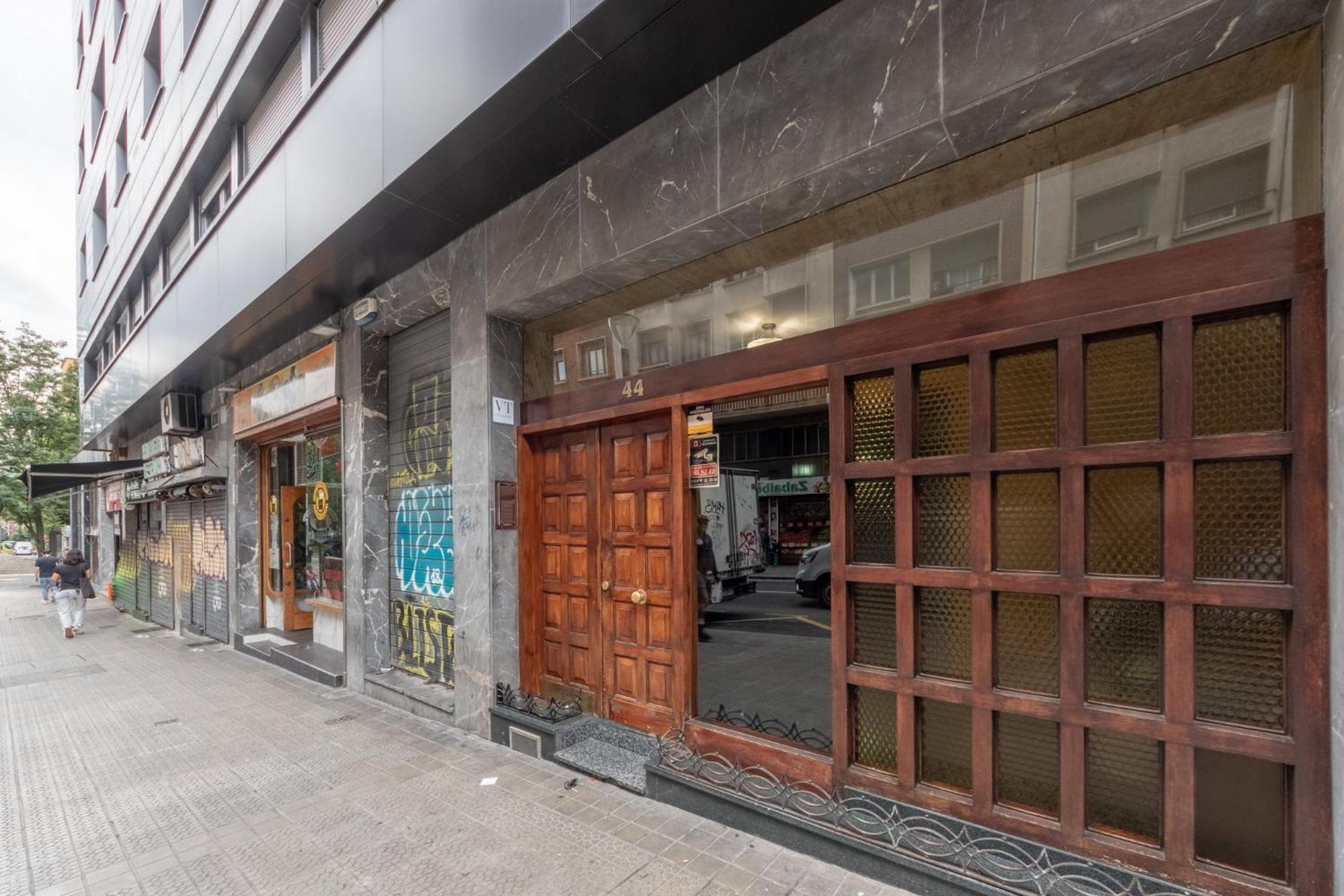 Апартаменты Amplio Y Acogedor Junto A Plaza Zabalburu Бильбао Экстерьер фото